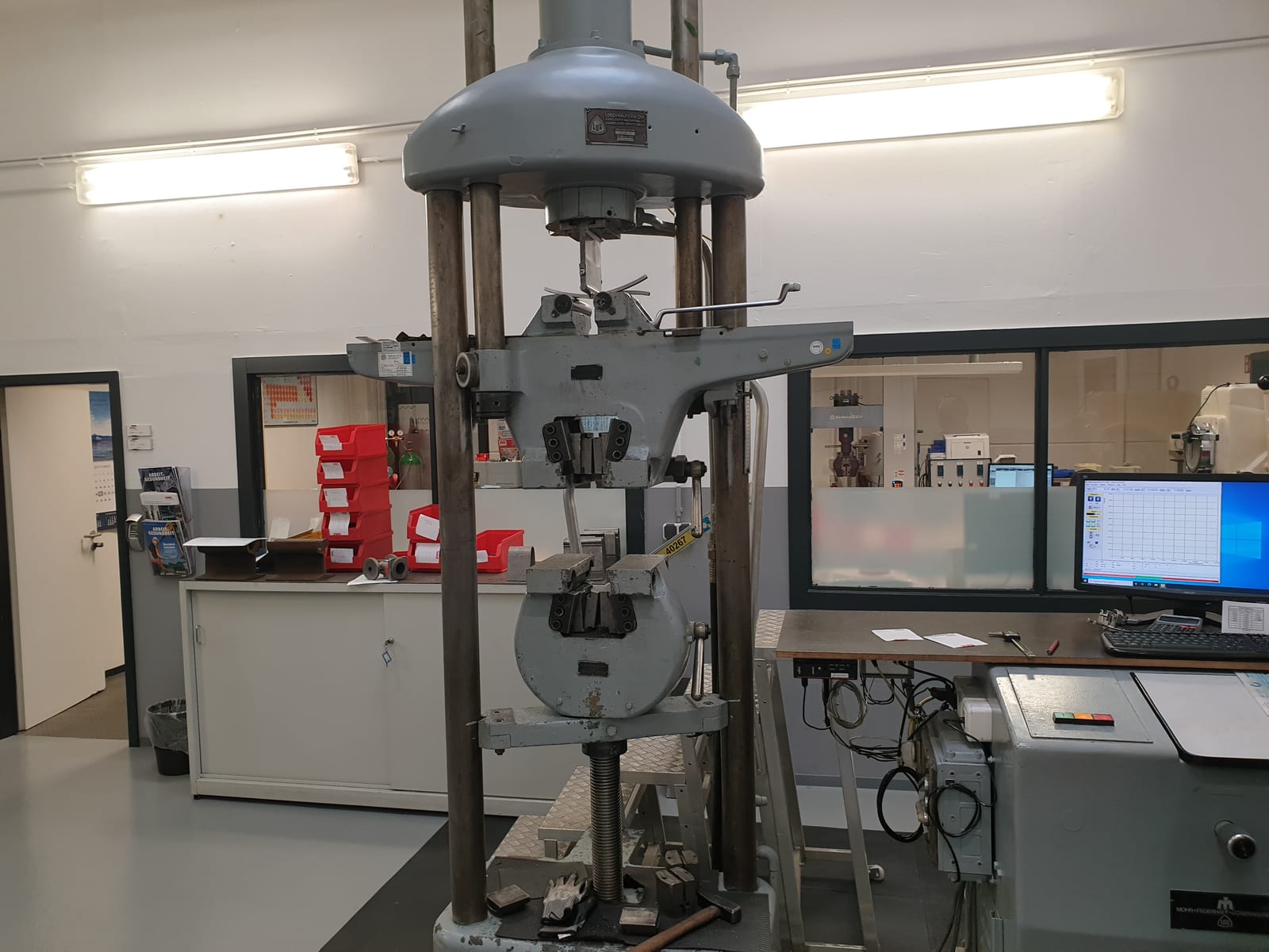 Mechanical Test, Pipes, GWQ GmbH, Moers, Germany